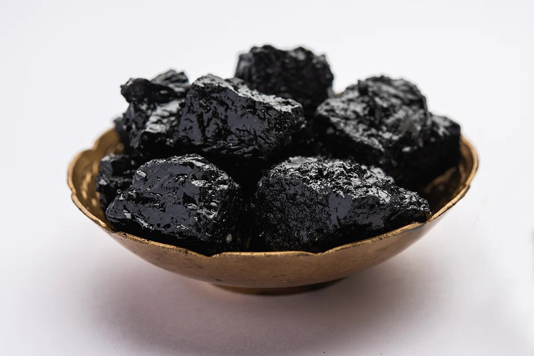 Le shilajit : 7 bienfaits de cette résine